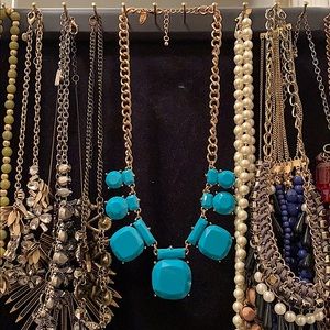 Charming Charlie Gold and Turquoise Necklace